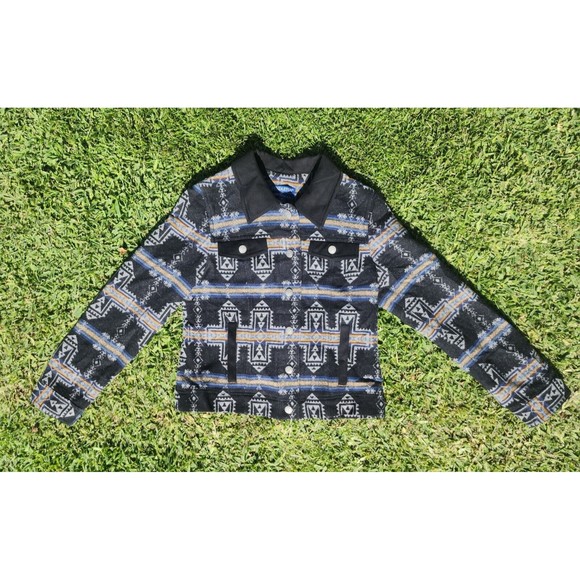 Pendleton Vintage Fit Blue Black Aztec Wool Jacket Size Medium Button Womans - Picture 1 of 13